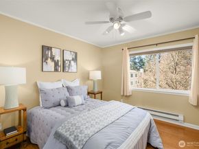 12034 15th Avenue NE 309, Seattle WA 98125