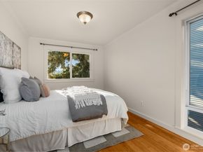 3626 14th Avenue W 203, Seattle WA 98119