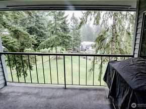4635 W Lake Sammamish Parkway SE G305, Issaquah WA 98027