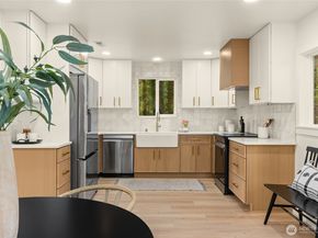 14442 Phelps Road NE, Bainbridge Island WA 98110
