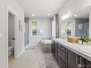 15249 NE Woodland Place, Woodinville WA 98072