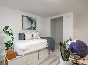 1607 102nd Place NE D1, Bellevue WA 98004