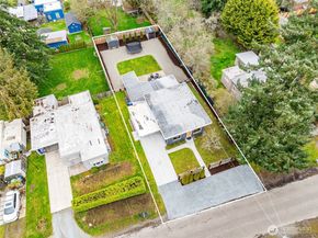 3528 SW 98th Street, Seattle WA 98126