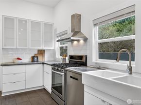 3528 SW 98th Street, Seattle WA 98126