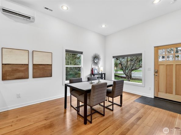 3528 SW 98th Street, Seattle WA 98126