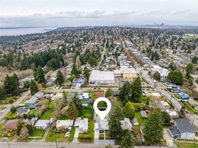 3528 SW 98th Street, Seattle WA 98126