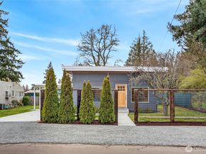 3528 SW 98th Street, Seattle WA 98126