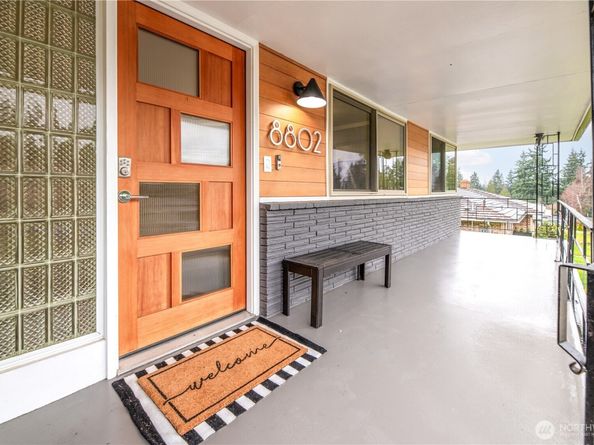 8802 Del Campo Drive, Everett WA 98208