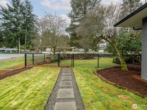 8802 Del Campo Drive, Everett WA 98208