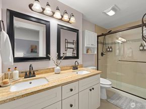 22706 NE 12th Place, Sammamish WA 98074