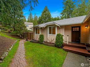22706 NE 12th Place, Sammamish WA 98074