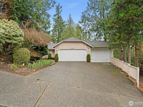 22706 NE 12th Place, Sammamish WA 98074
