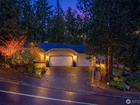 22706 NE 12th Place, Sammamish WA 98074