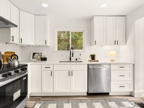 935 N 92nd Street, Seattle WA 98103
