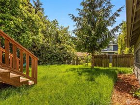 935 N 92nd Street, Seattle WA 98103
