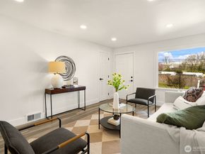 935 N 92nd Street, Seattle WA 98103