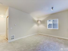 5809 Highway Place Street NE A203, Everett WA 98203