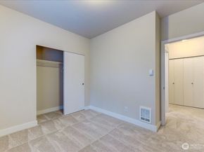 5809 Highway Place Street NE A203, Everett WA 98203