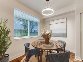5809 Highway Place Street NE A203, Everett WA 98203