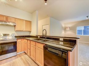 5809 Highway Place Street NE A203, Everett WA 98203