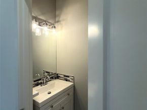 648 SW 139th Street, Burien WA 98166