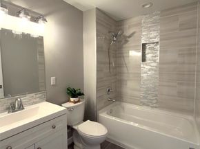 648 SW 139th Street, Burien WA 98166