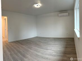 648 SW 139th Street, Burien WA 98166