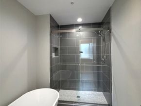 648 SW 139th Street, Burien WA 98166