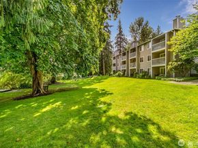 1127 N 198th Street A303, Shoreline WA 98133