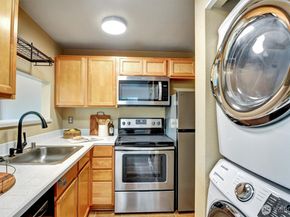 1127 N 198th Street A303, Shoreline WA 98133