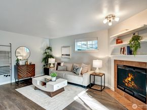 1127 N 198th Street A303, Shoreline WA 98133