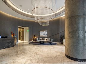 838 Avenue Square NE 1701, Bellevue WA 98004