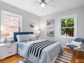 5232 38th Avenue NE, Seattle WA 98105