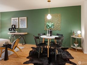 3820 NE 155th Place 403, Lake Forest Park WA 98155