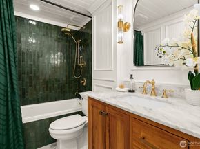 20008 101st Place NE, Bothell WA 98011