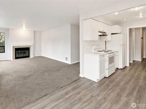 12300 33rd Avenue NE 202, Seattle WA 98125