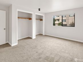 12300 33rd Avenue NE 202, Seattle WA 98125