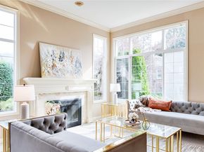 13428 NE 12th Place, Bellevue WA 98005