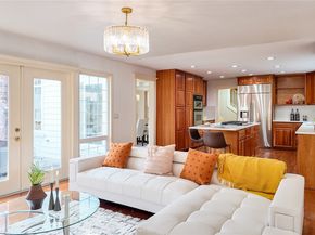 13428 NE 12th Place, Bellevue WA 98005