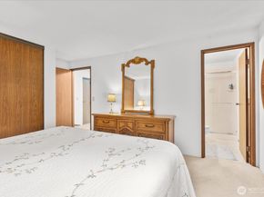 11615 127th Lane NE A1, Kirkland WA 98034