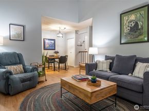 17514 151st Avenue SE 115, Renton WA 98058