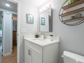 17514 151st Avenue SE 115, Renton WA 98058