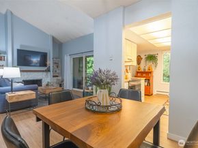 17514 151st Avenue SE 115, Renton WA 98058