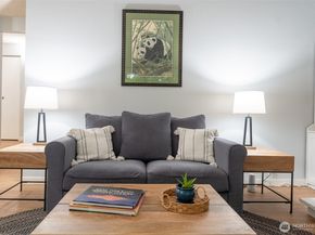 17514 151st Avenue SE 115, Renton WA 98058