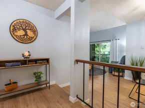 17514 151st Avenue SE 115, Renton WA 98058