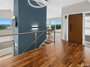 4440 137th Avenue SE, Bellevue WA 98006