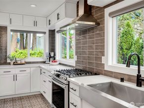 1919 11th Avenue E, Seattle WA 98102