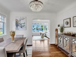 1919 11th Avenue E, Seattle WA 98102