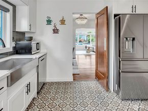 1919 11th Avenue E, Seattle WA 98102