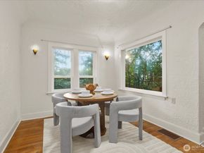 10740 Interlake Avenue N, Seattle WA 98133